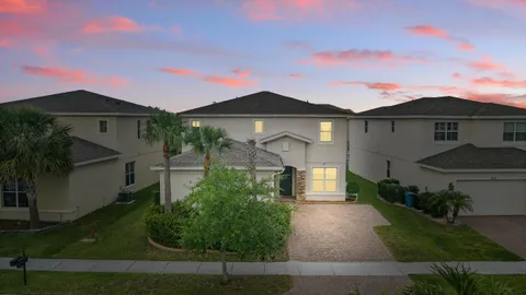 $474,999 | 1327 Northwest Leonardo Circle, Port St. Lucie, FL 34986