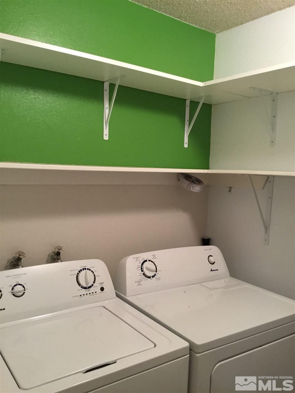 2366 Roundhouse Road Sparks, NV 89431 - Photo 8 of 13 a utility room with dryer and washer