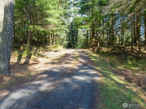 $1,095,000 | 61 Sunrise Bluff Lane, Orcas Island, WA 98279