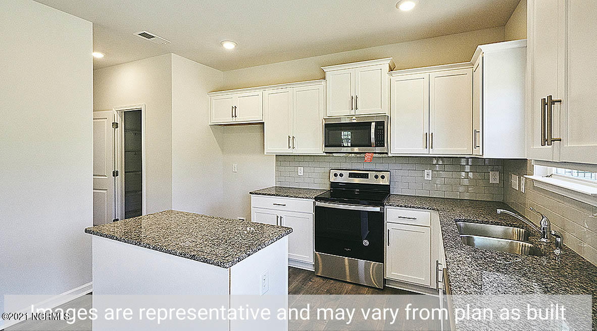 512 Dakota Road New Bern, NC 28560 - Photo 20 of 21 Pinehurst_White_Cabinets (10)