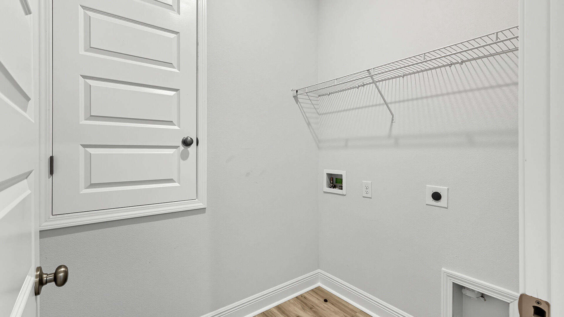 41 Foxtrail Run Freeport, FL 32439 - Photo 15 of 21 a view of a closet