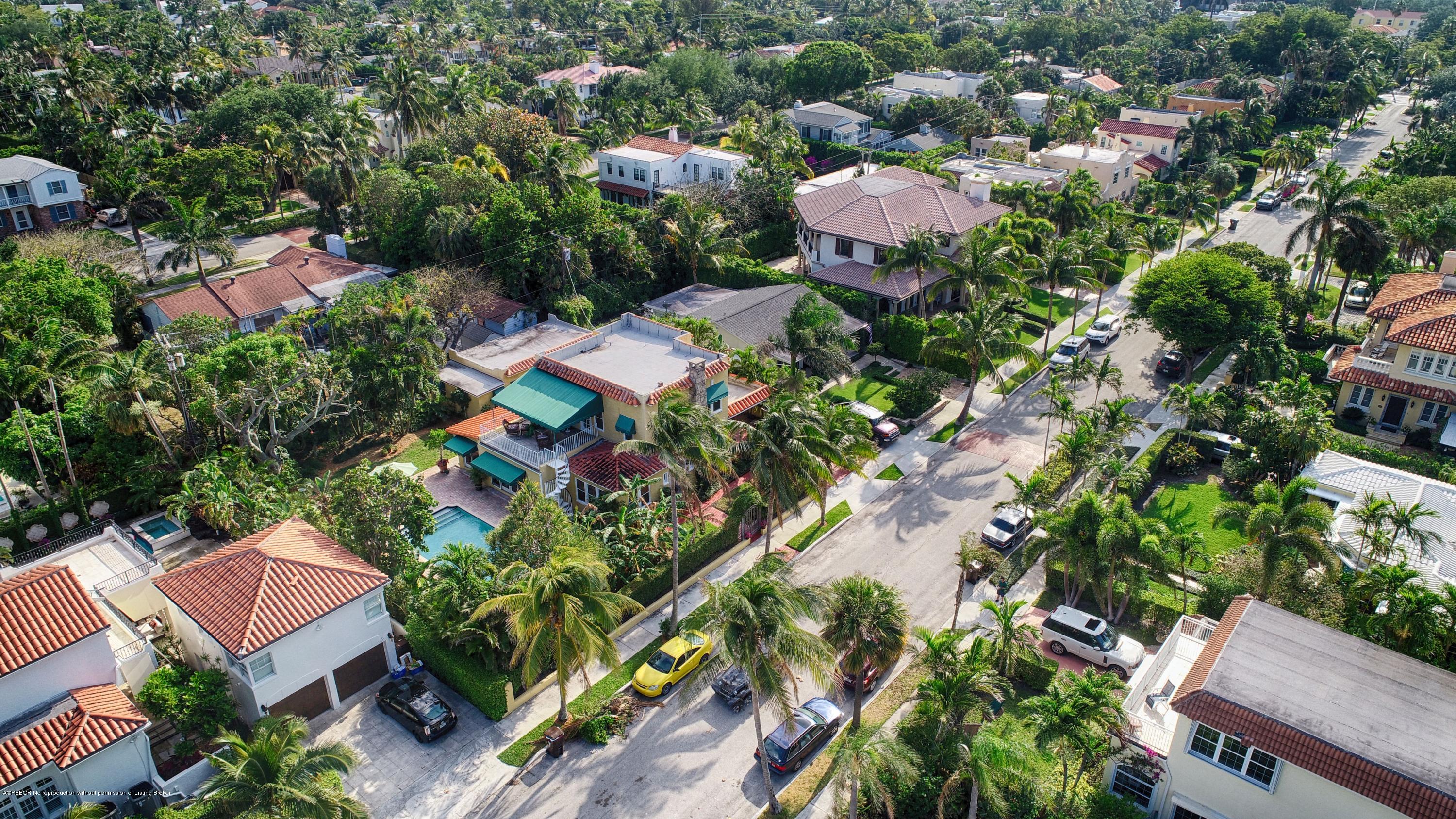 194 Almeria Road West Palm Beach, FL 33405 - Photo 8 of 25 an aerial view of a houses with a yard