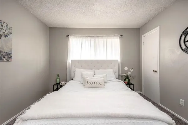 $828 | 4343 Shaver Street, Unit 1202, Pasadena, TX 77504