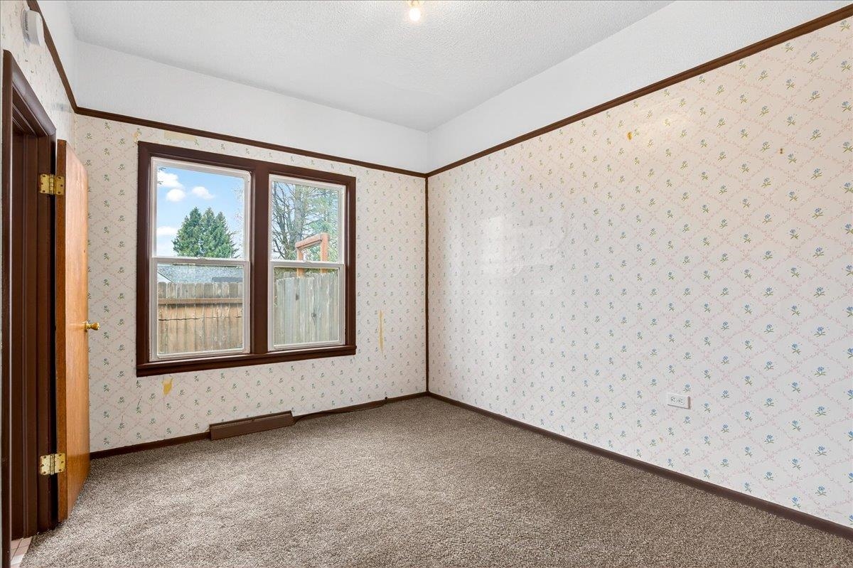 112 College Street Tekoa, WA 99033 - Photo 14 of 35