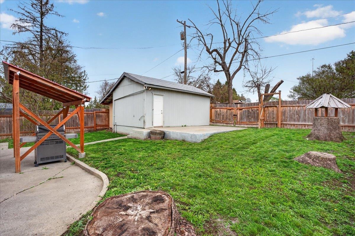 112 College Street Tekoa, WA 99033 - Photo 26 of 35