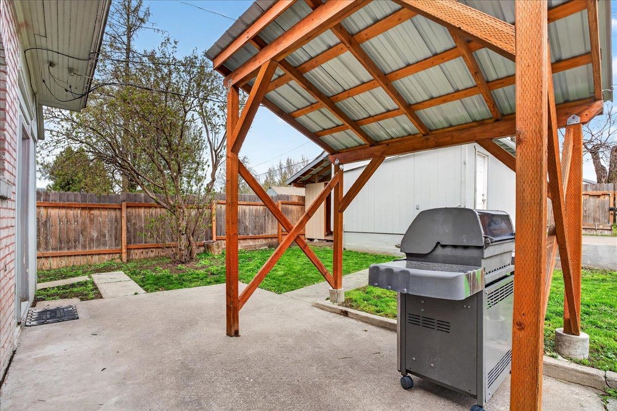 112 College Street Tekoa, WA 99033 - Photo 28 of 35