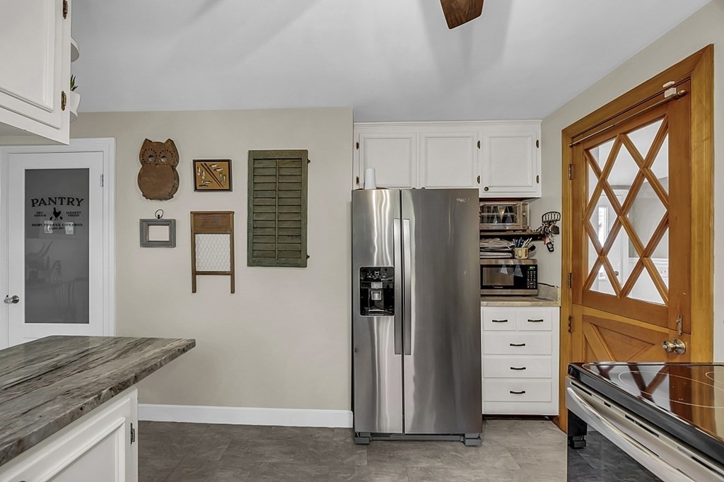 427 Massasoit Road Worcester, MA 01604 - Photo 13 of 39 Gallery Image 13