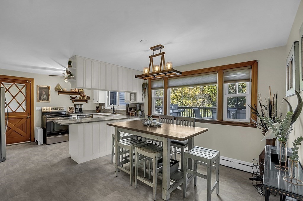 427 Massasoit Road Worcester, MA 01604 - Photo 15 of 39 Gallery Image 15