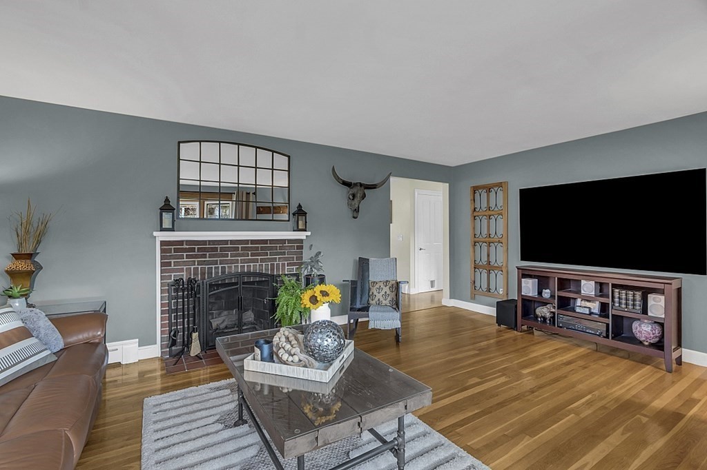 427 Massasoit Road Worcester, MA 01604 - Photo 19 of 39 Gallery Image 19