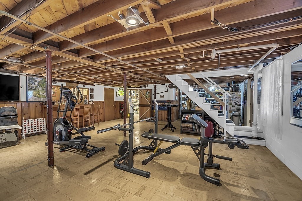 427 Massasoit Road Worcester, MA 01604 - Photo 29 of 39 Gallery Image 29