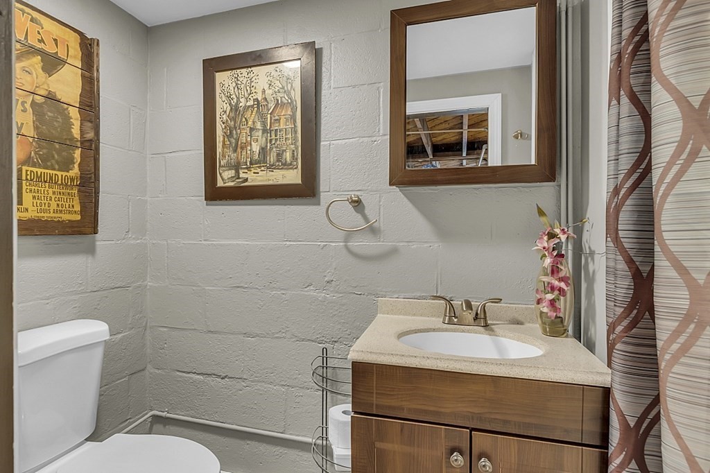 427 Massasoit Road Worcester, MA 01604 - Photo 31 of 39 Gallery Image 31