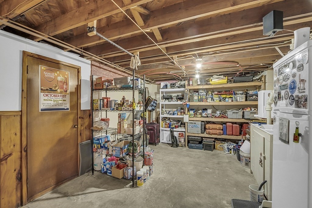 427 Massasoit Road Worcester, MA 01604 - Photo 33 of 39 Gallery Image 33