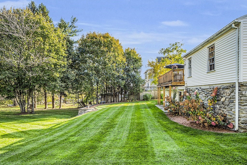 427 Massasoit Road Worcester, MA 01604 - Photo 4 of 39 Gallery Image 4