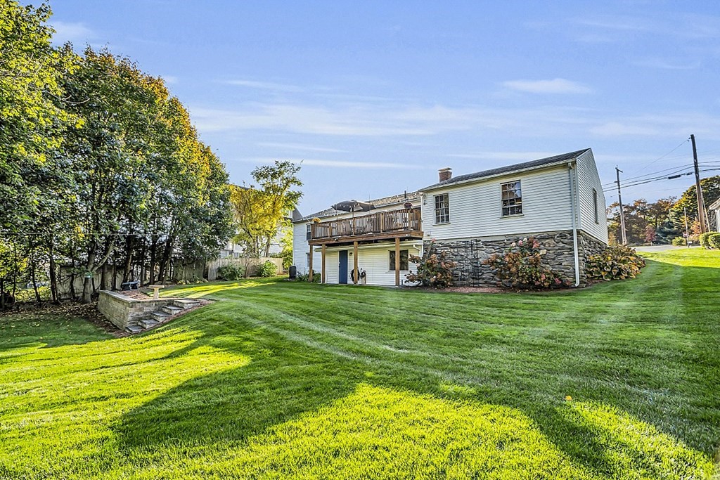 427 Massasoit Road Worcester, MA 01604 - Photo 6 of 39 Gallery Image 6