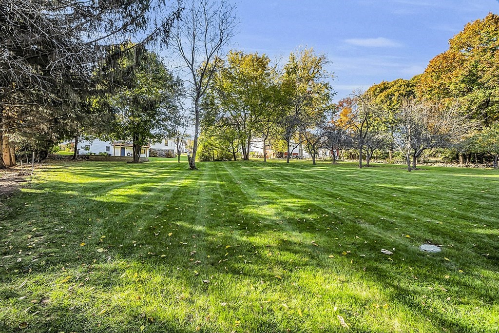 427 Massasoit Road Worcester, MA 01604 - Photo 7 of 39 Gallery Image 7