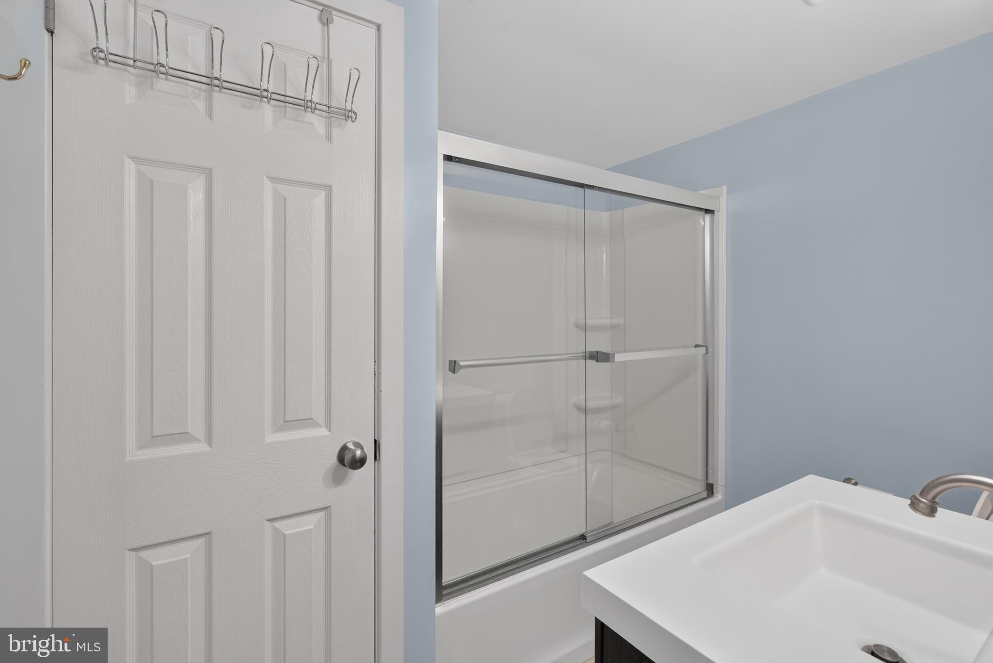 247 Pinetown Road Norristown, PA 19403 - Photo 13 of 26 Full bath room