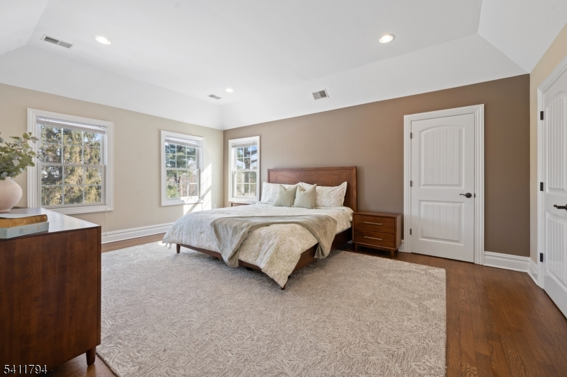 59 Station Road Somerville, NJ 08876 - Photo 19 of 44