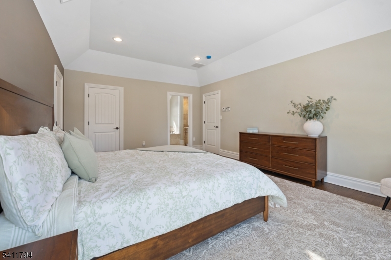 59 Station Road Somerville, NJ 08876 - Photo 20 of 44