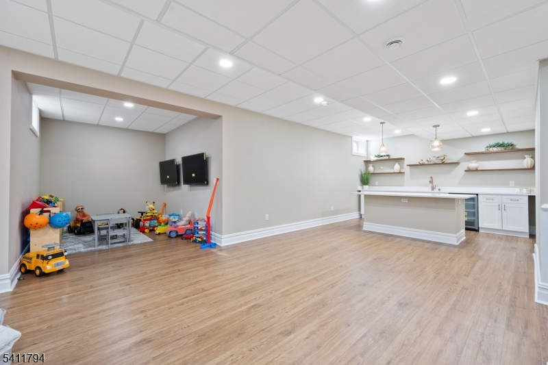 59 Station Road Somerville, NJ 08876 - Photo 31 of 44