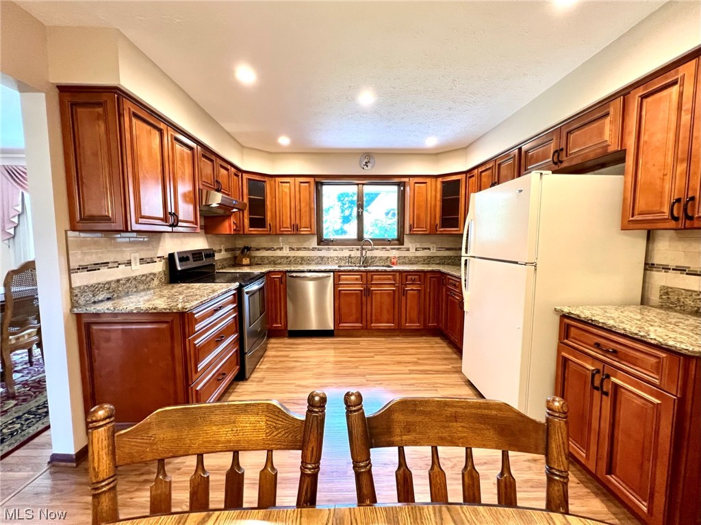 3001 Dentzler Road Parma, OH 44134 - Photo 15 of 35