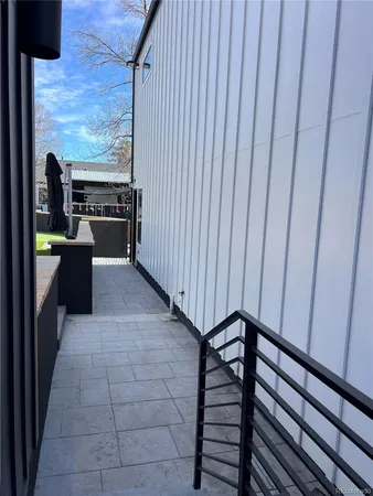 a view of a livingroom with furniture