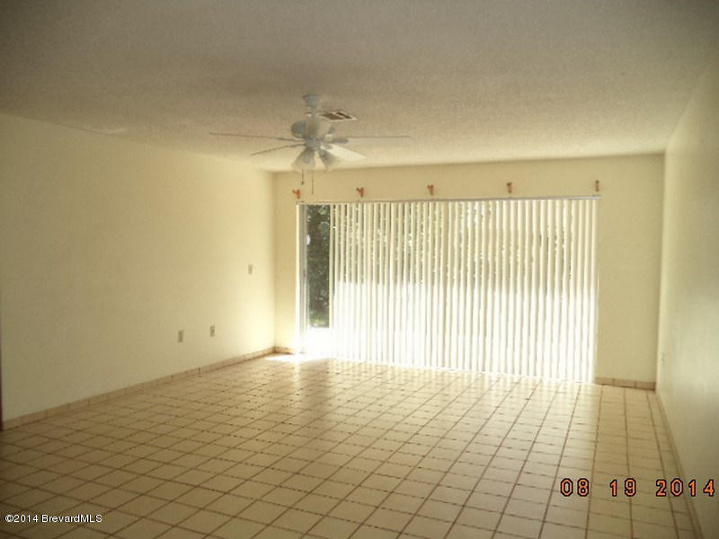 2314 Scotland Road Cocoa, FL 32926 - Photo 3 of 10 DSC03126 (Copy)