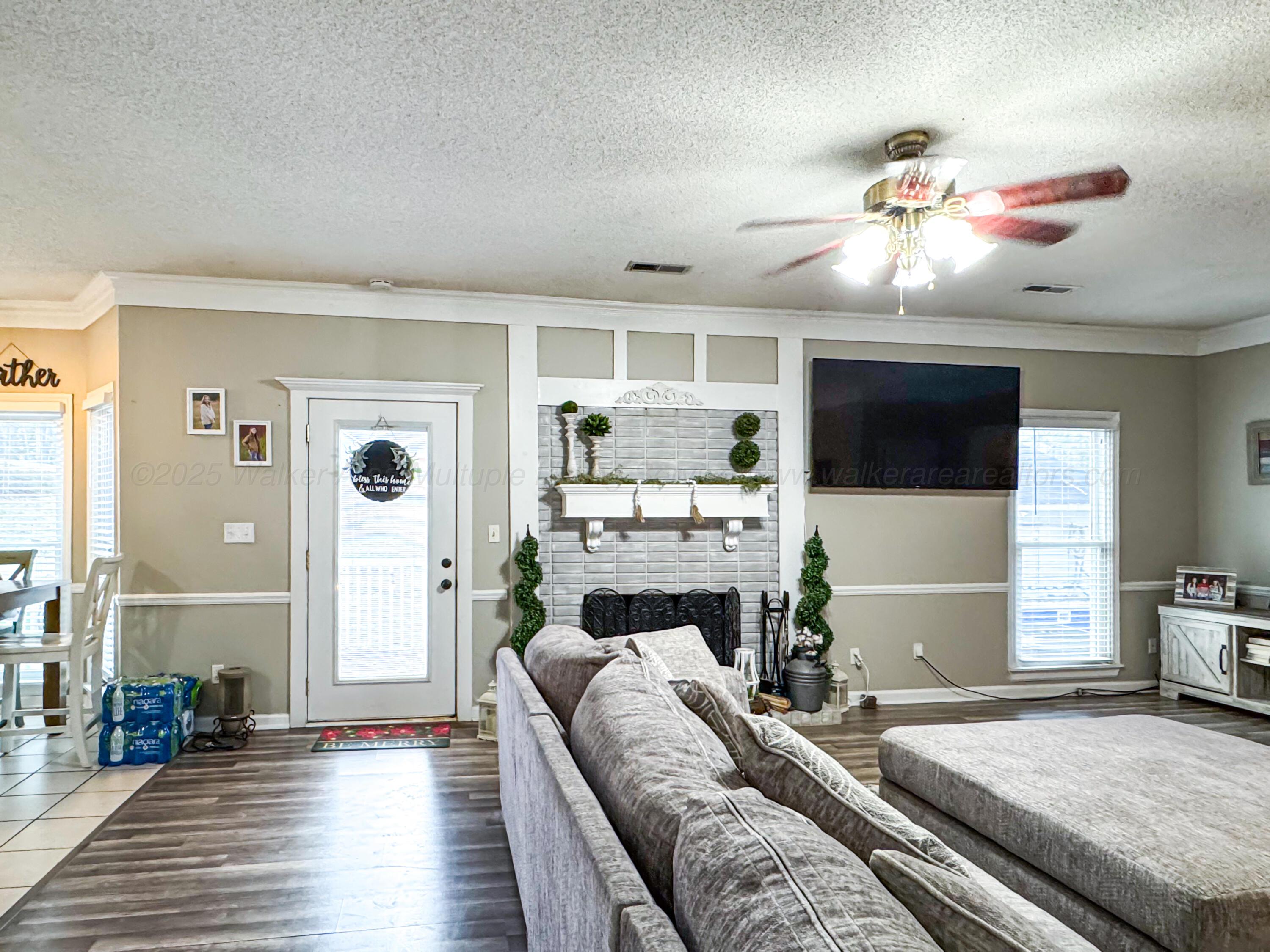 310 Holly Street Winfield, AL 35594 - Photo 7 of 41 IMG_9002