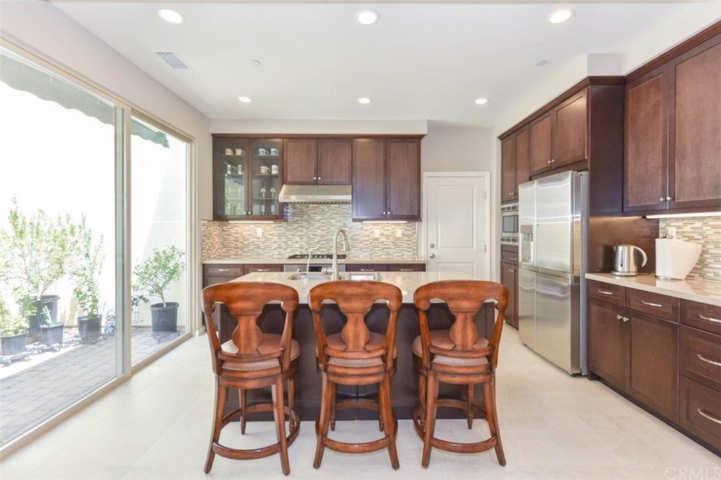 84 Jade Flower Irvine, CA 92620 - Photo 12 of 54