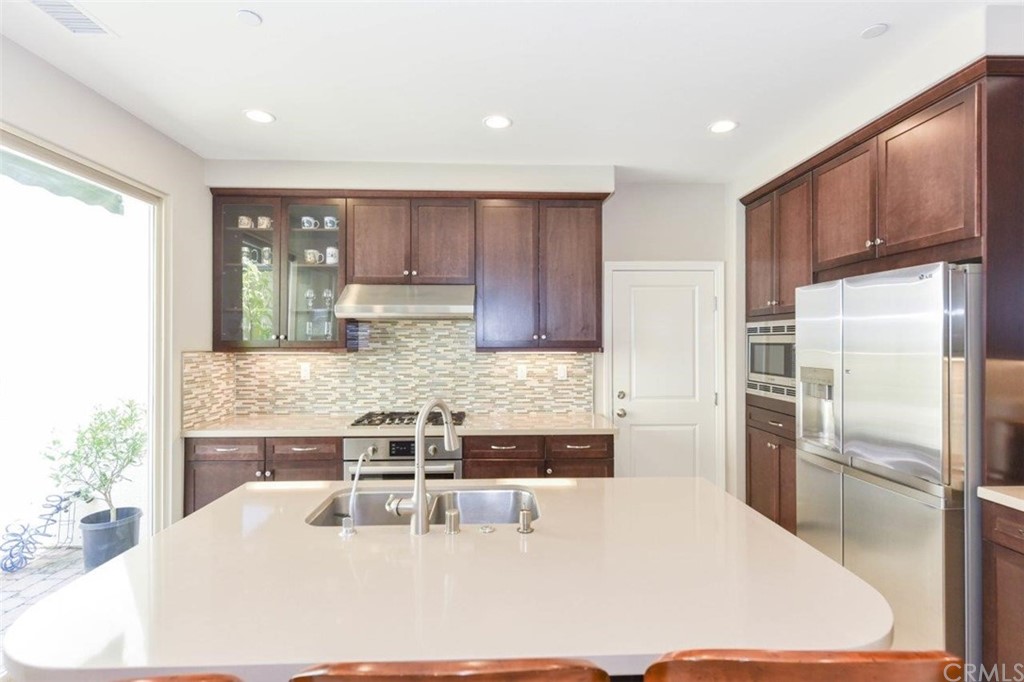 84 Jade Flower Irvine, CA 92620 - Photo 13 of 54