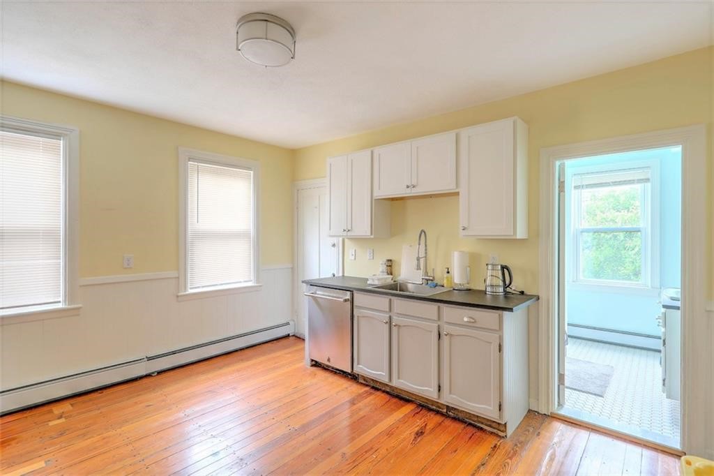 289 Grove Street, Unit 2 Providence, RI 02909 - Photo 2 of 9