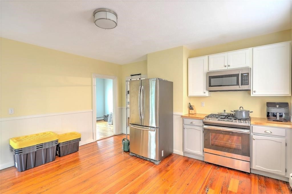 289 Grove Street, Unit 2 Providence, RI 02909 - Photo 3 of 9