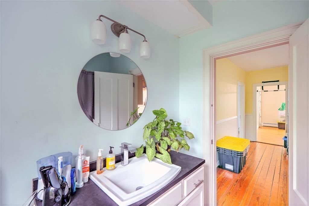 289 Grove Street, Unit 2 Providence, RI 02909 - Photo 8 of 9