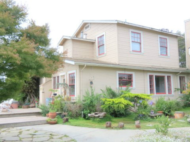 482 Green Valley Road Watsonville, CA 95076 - Photo 1 of 16 Gallery Image 1