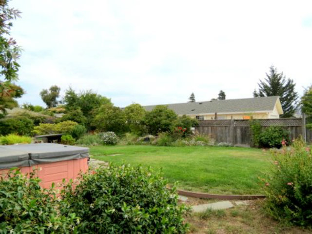 482 Green Valley Road Watsonville, CA 95076 - Photo 3 of 16 Gallery Image 3