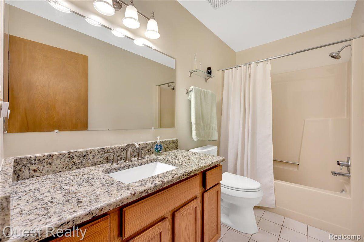 3703 Samuel Avenue Rochester, MI 48309 - Photo 11 of 26 Gallery Image 11