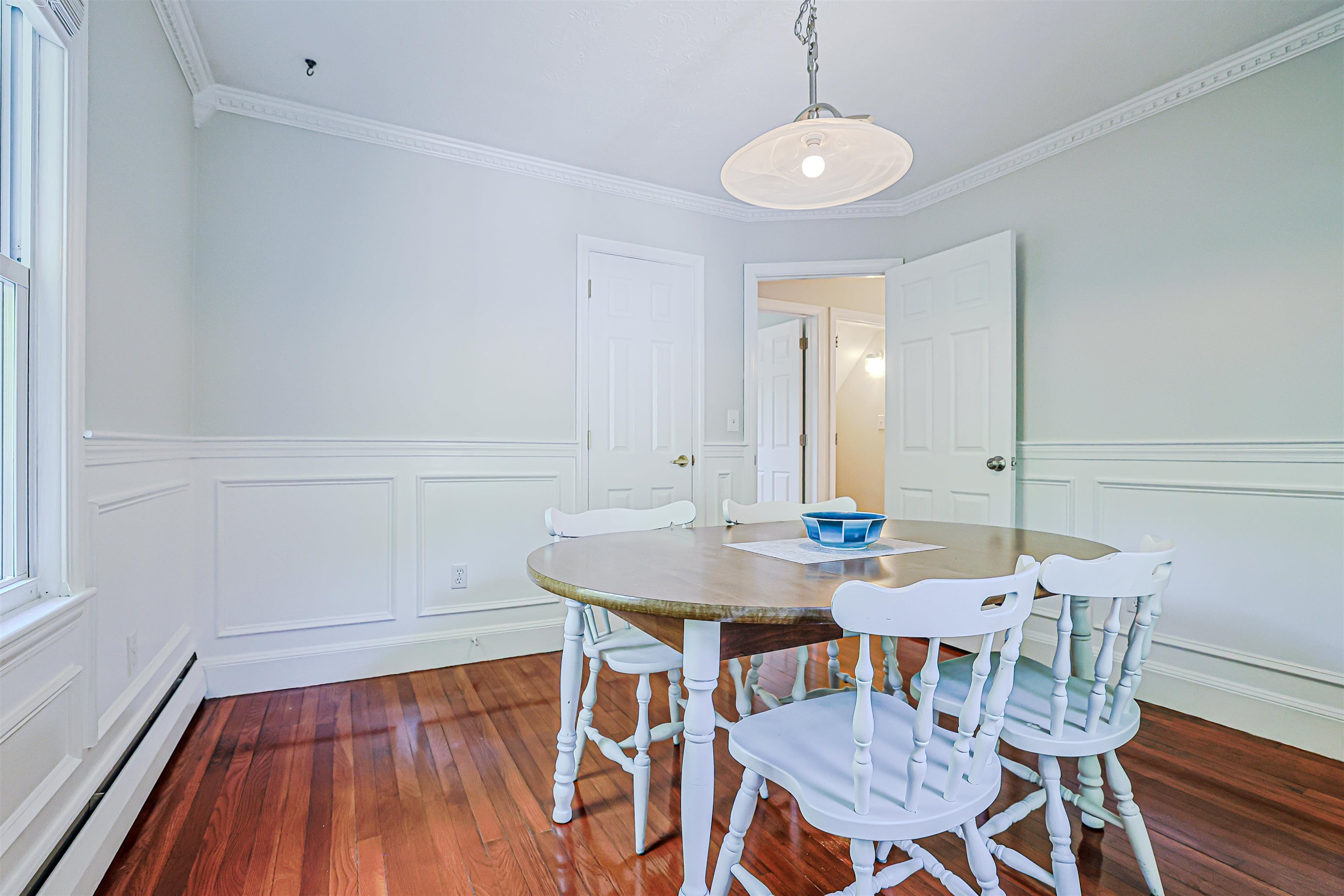99 Knowlton Street Manchester, NH 03103 - Photo 12 of 35