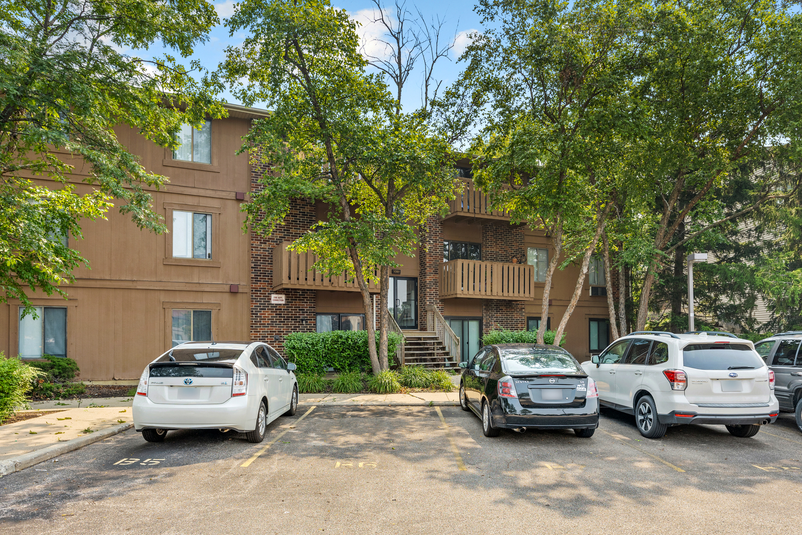 1081 Rodenburg Road, Unit 105 Roselle, IL 60172 - Photo 1 of 12 Gallery Image 1