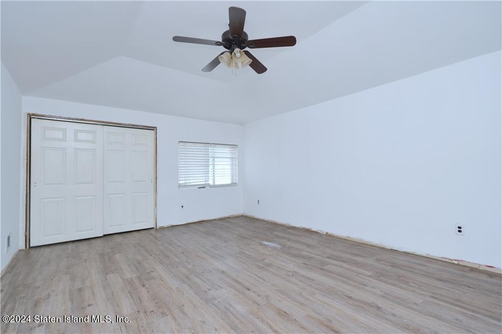 33 Simmons Loop Staten Island, NY 10314 - Photo 11 of 15 GetMedia (5)