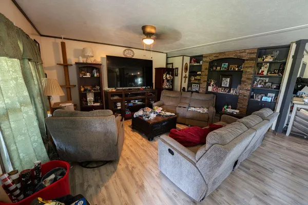 $495,000 | 6016 West Lake Creek Road, Riesel, TX 76682