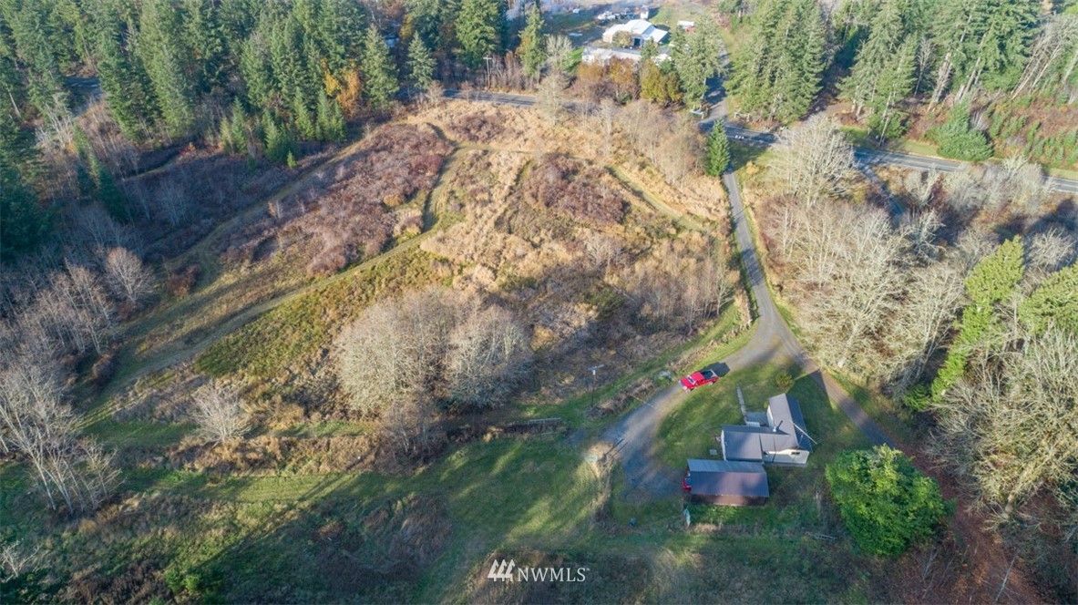 350 Gish Road Onalaska, WA 98570 - Photo 3 of 16 Gallery Image 3