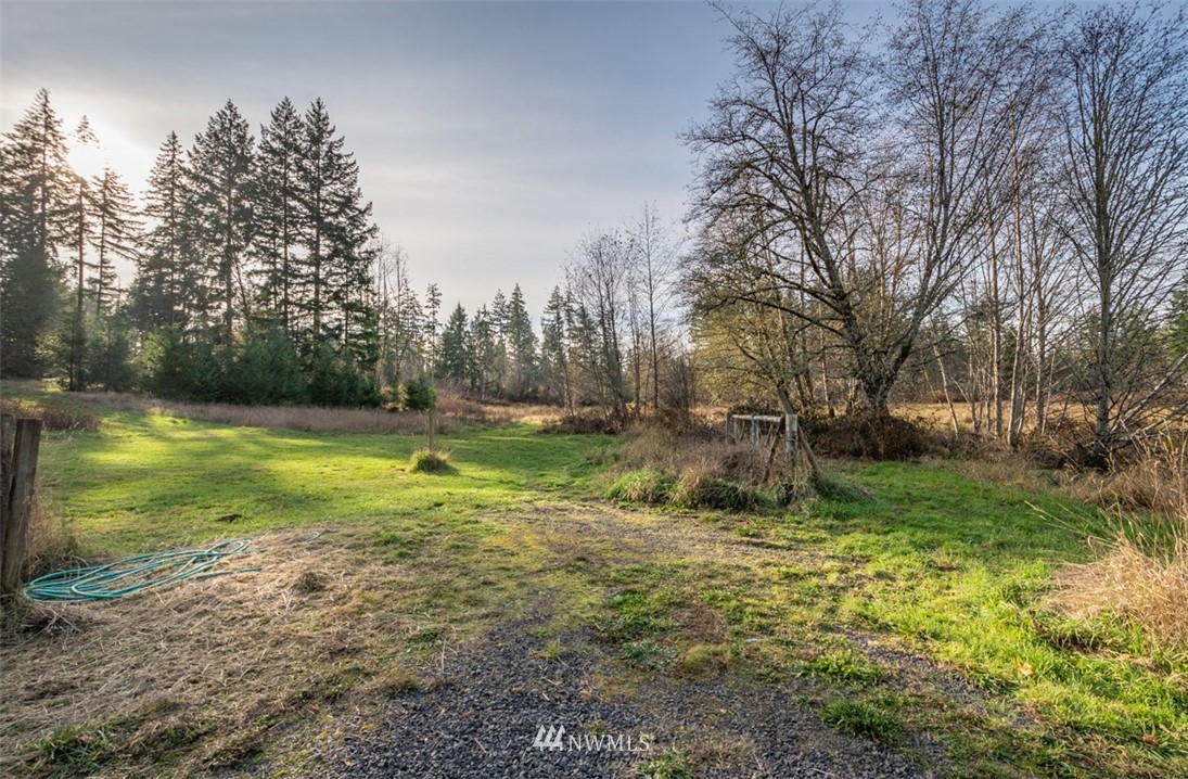 350 Gish Road Onalaska, WA 98570 - Photo 6 of 16 Gallery Image 6