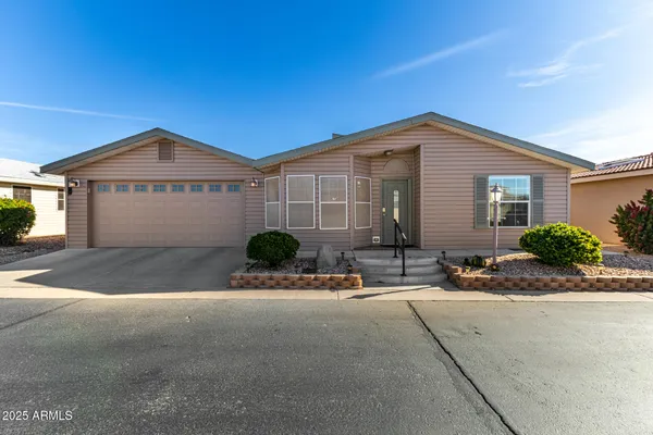 $234,900 | 3301 South Goldfield Road, Unit 4018, Apache Junction, AZ 85119