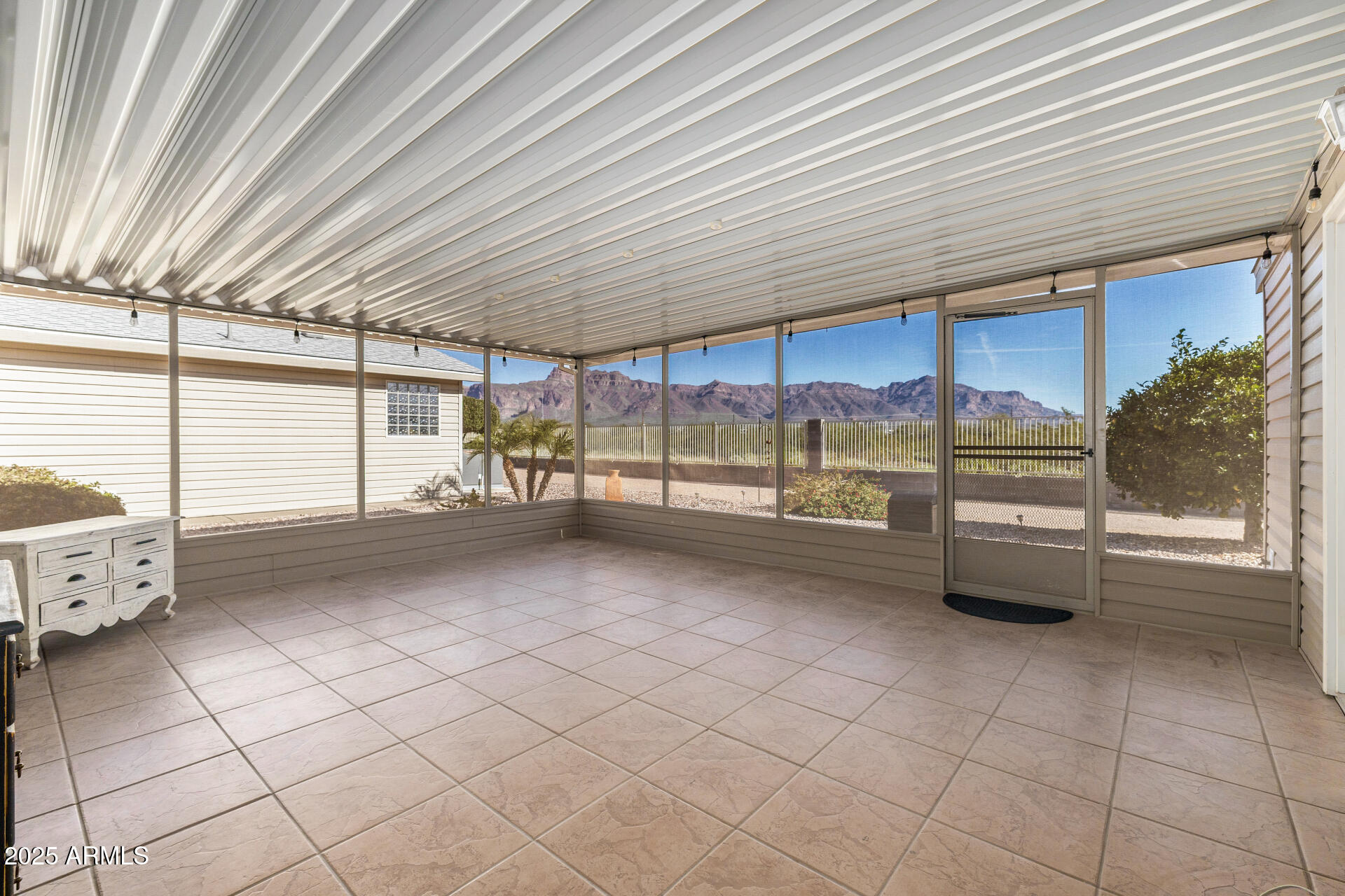 3301 South Goldfield Road, Unit 4018 Apache Junction, AZ 85119 - Photo 7 of 45 a view of a garage room