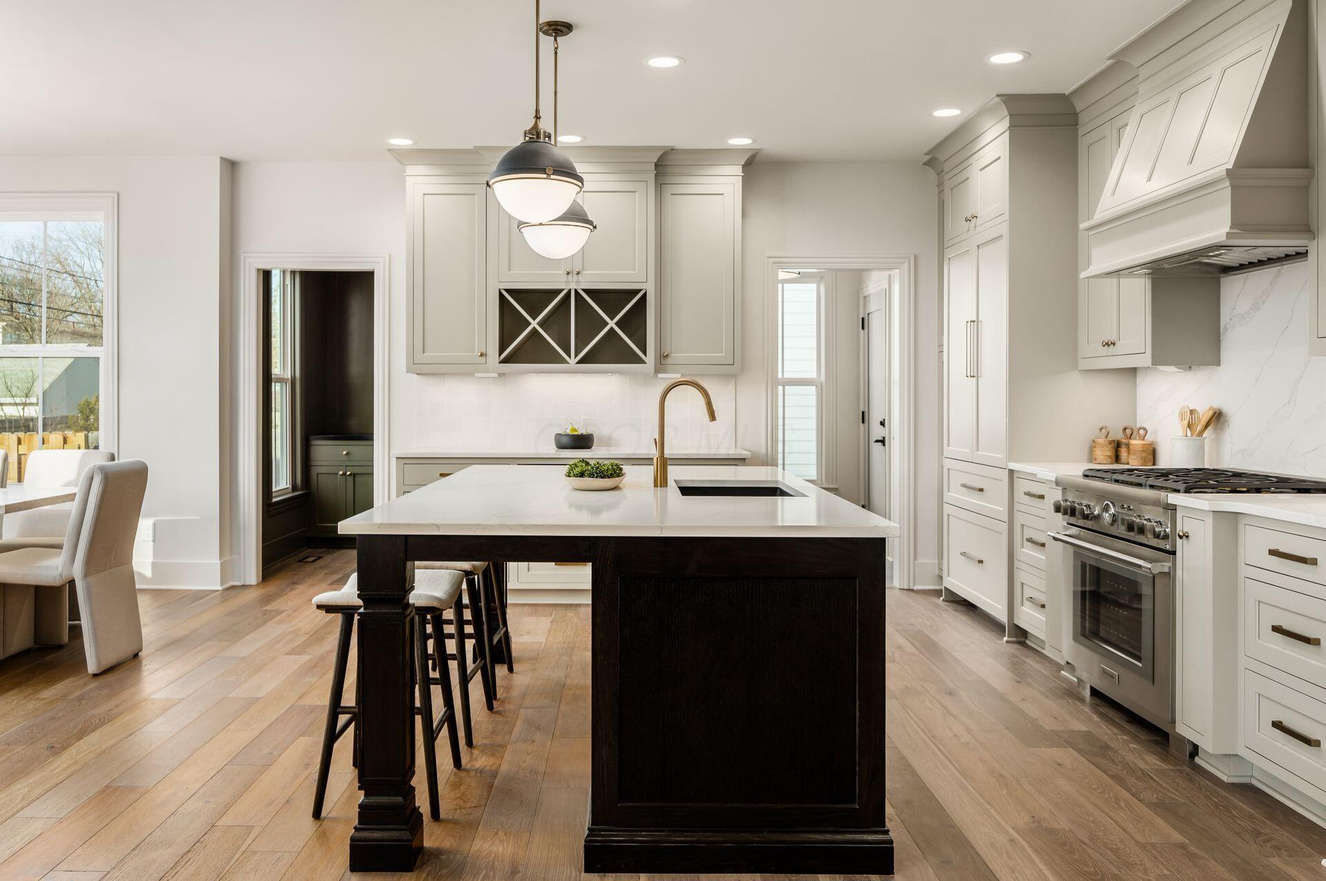 2783 Brandon Road Columbus, OH 43221 - Photo 12 of 46 Kitchen