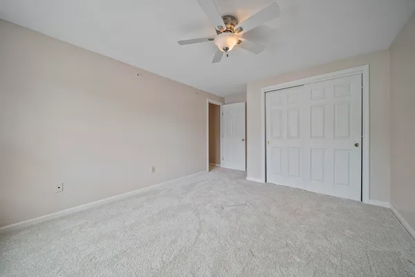 $425,000 | 624 Hackett Hill Road, Manchester, NH 03102