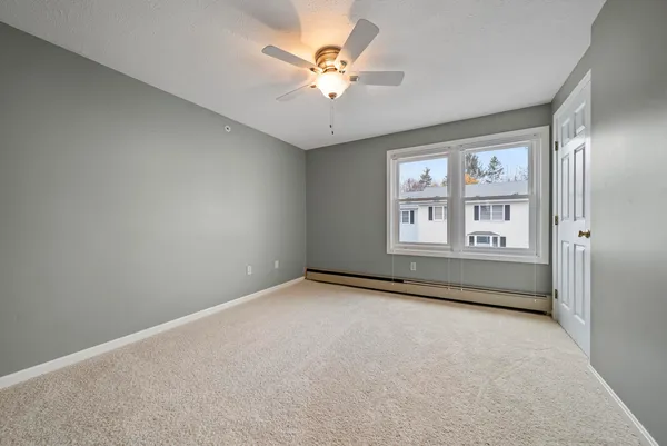$425,000 | 624 Hackett Hill Road, Manchester, NH 03102
