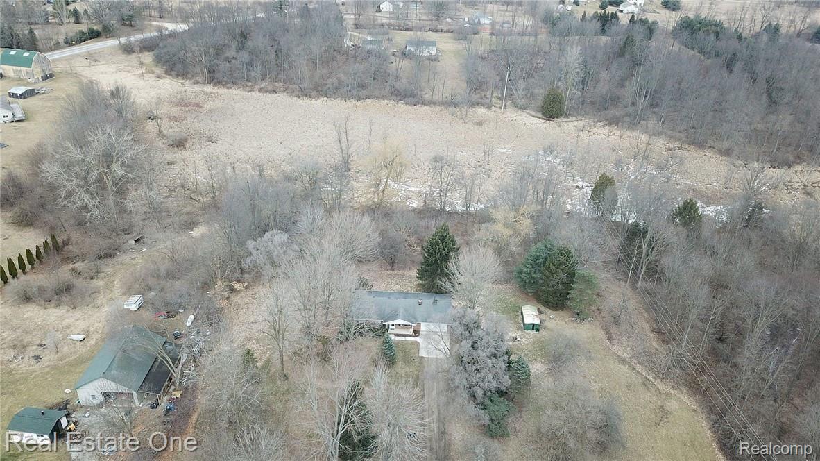 5245 Weller Road Gregory, MI 48137 - Photo 69 of 72 054_62.jpg
