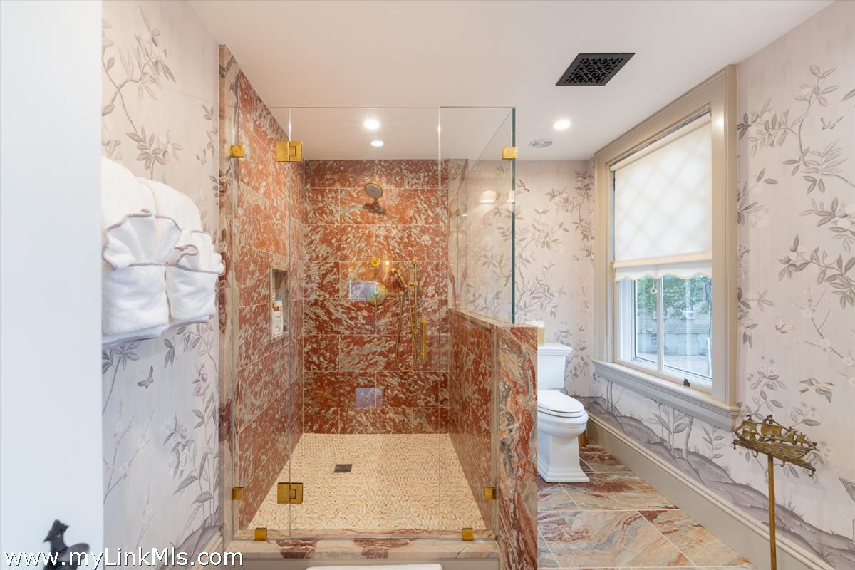 4 Gay Street Nantucket, MA 02554 - Photo 16 of 34