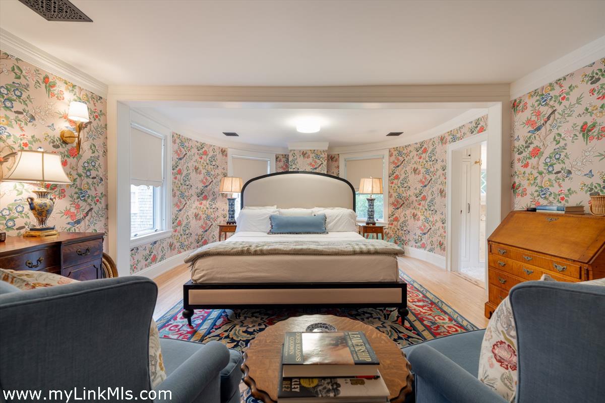 4 Gay Street Nantucket, MA 02554 - Photo 17 of 34