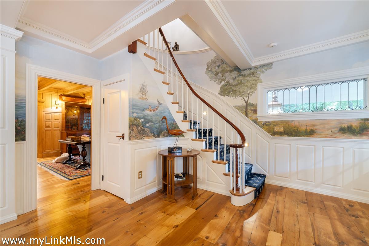 4 Gay Street Nantucket, MA 02554 - Photo 7 of 34